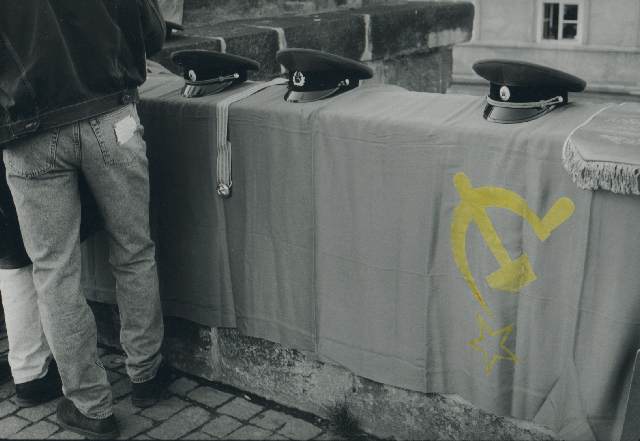 Sovtsk armda - vprodej, 1990